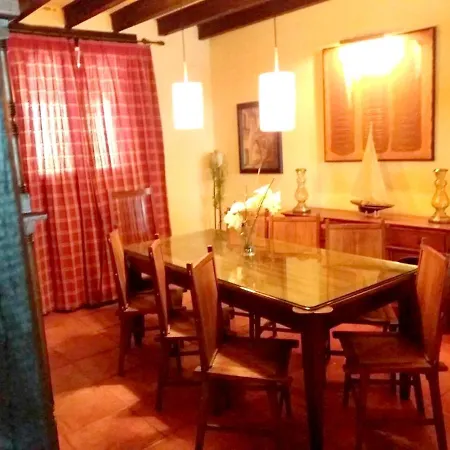 Ferienhaus House With 4 Bedrooms In With Wonderful City View Enclosed Garden And Wifi *