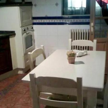 House With 4 Bedrooms In With Wonderful City View Enclosed Garden And Wifi Ferienhaus *