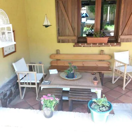 House With 4 Bedrooms In With Wonderful City View Enclosed Garden And Wifi