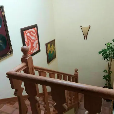 House With 4 Bedrooms In With Wonderful City View Enclosed Garden And Wifi Ferienhaus *