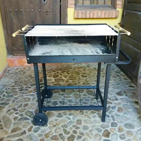 House With 4 Bedrooms In With Wonderful City View Enclosed Garden And Wifi Ribaseca