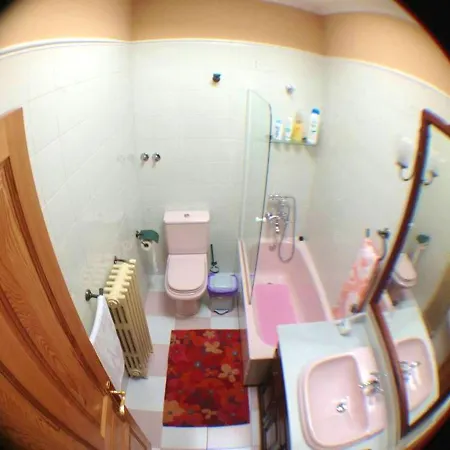 House With 4 Bedrooms In With Wonderful City View Enclosed Garden And Wifi * Ribaseca