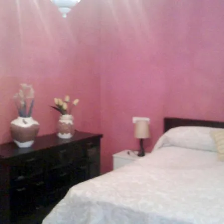 House With 4 Bedrooms In With Wonderful City View Enclosed Garden And Wifi * Ribaseca